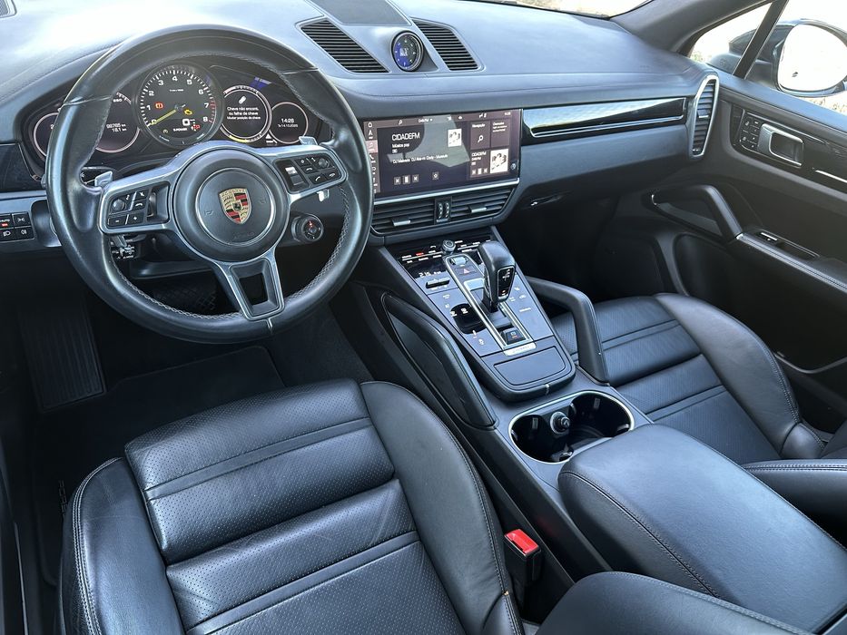 Porsche Cayenne 3.0 e-híbrido plug in 462cv