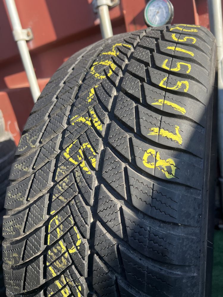 Opona Bridgestone 225/55/18 pojedynka