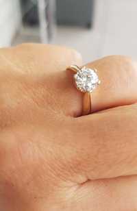 Okazja ! Przepiękny złoty pierścionek zaręczynowy