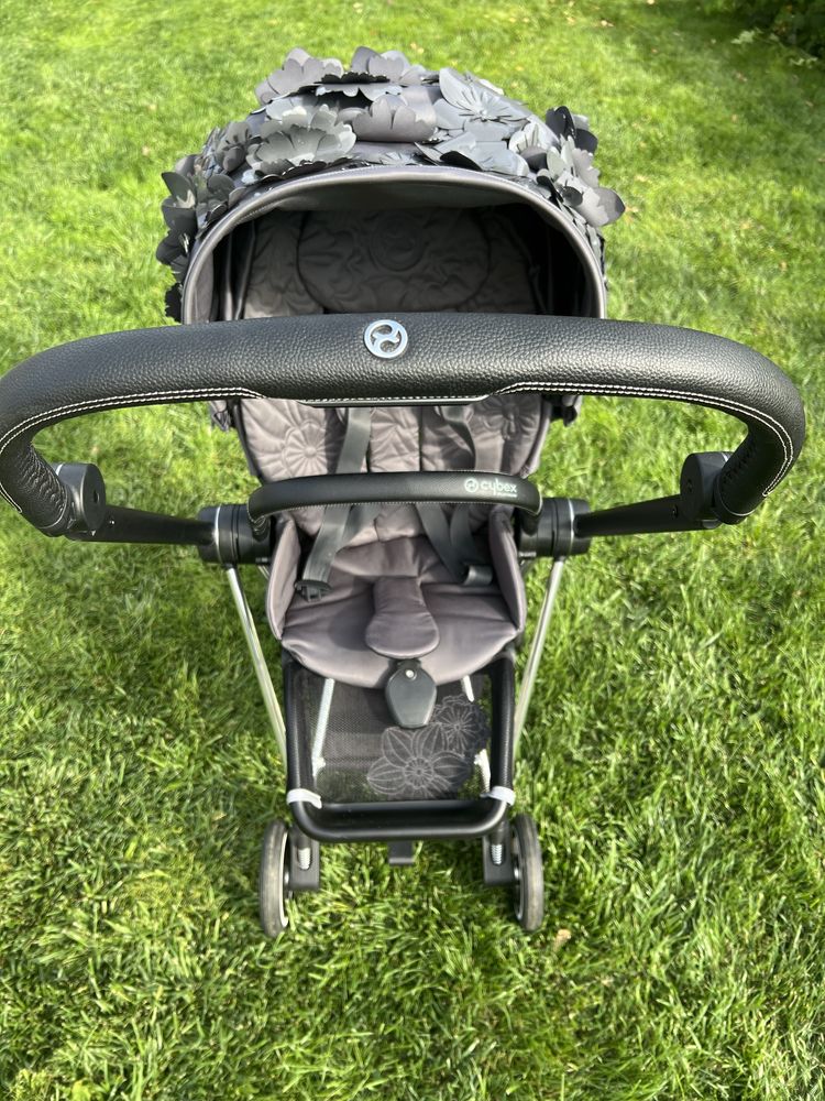 Cybex Mios Simply flowers grey 2.0