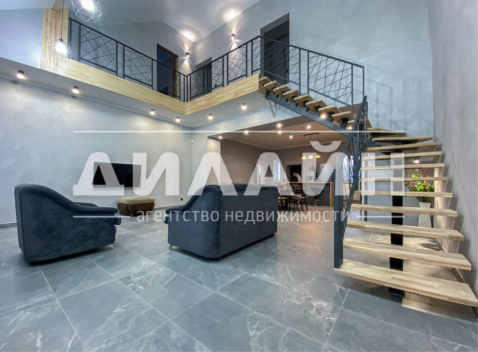 Новий будинок 2021 року на Правому, 262 м², 4 спальні