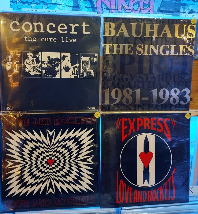 Cure Bauhaus Love & Rockets Queen  Gnr Delfins Doce Elvis K.Bush Elis
