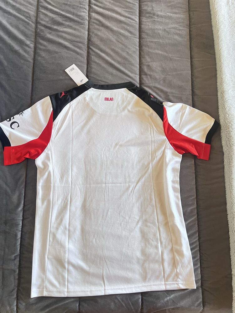Camisola AC Milan branca 25/26