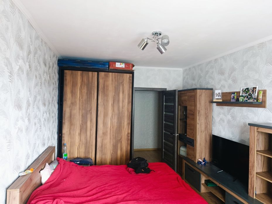 Продам квартиру по вул Чорновола 15. Центр.