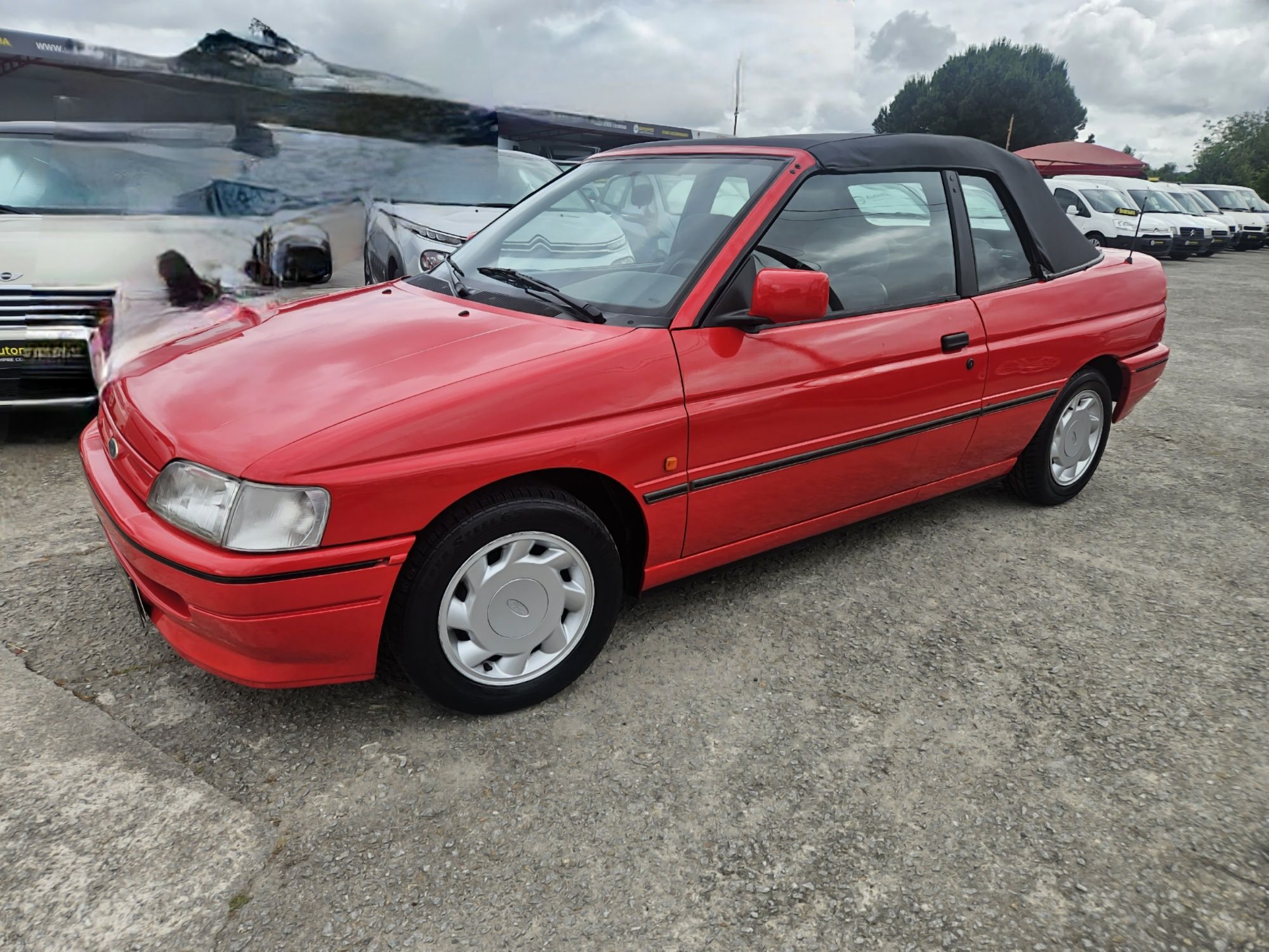 Ford escort cabrio 1.6