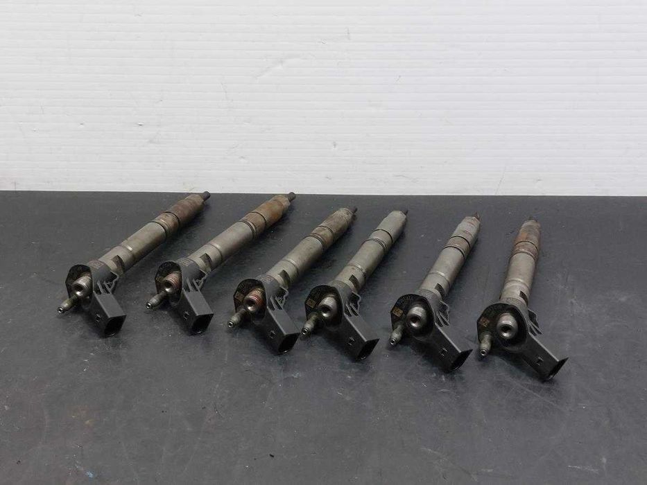 Vendo bomba injetora e 6 injetores audi a6 c6 3.0 tdi