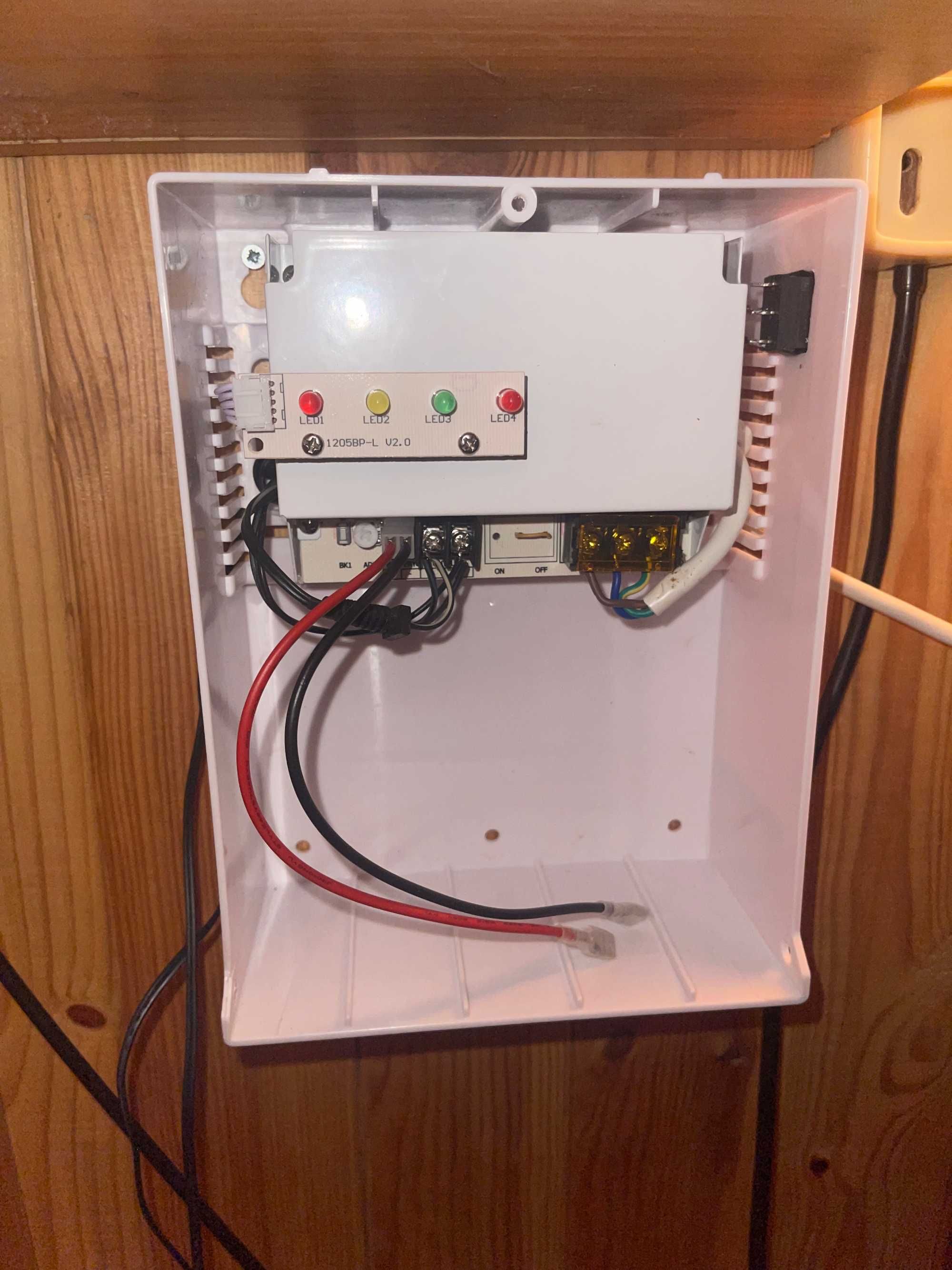 Автономне живлення ББЖ Full Energy BBGP-123, 12В 3А