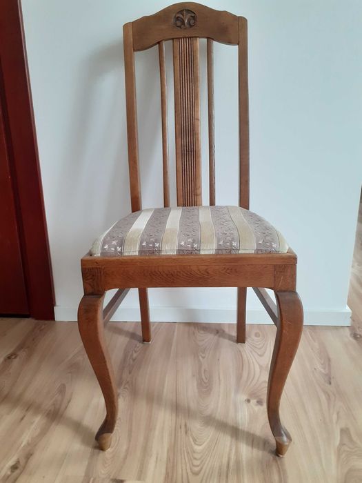 Stare krzeslo przedwojenne