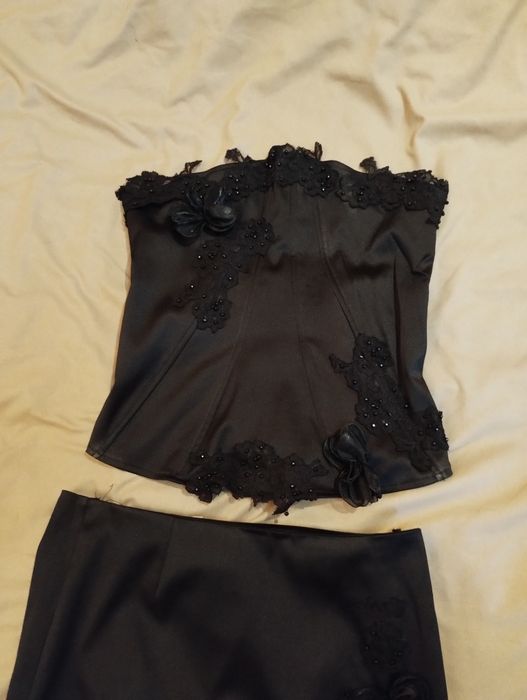 Продам жіночий вечірній костюм