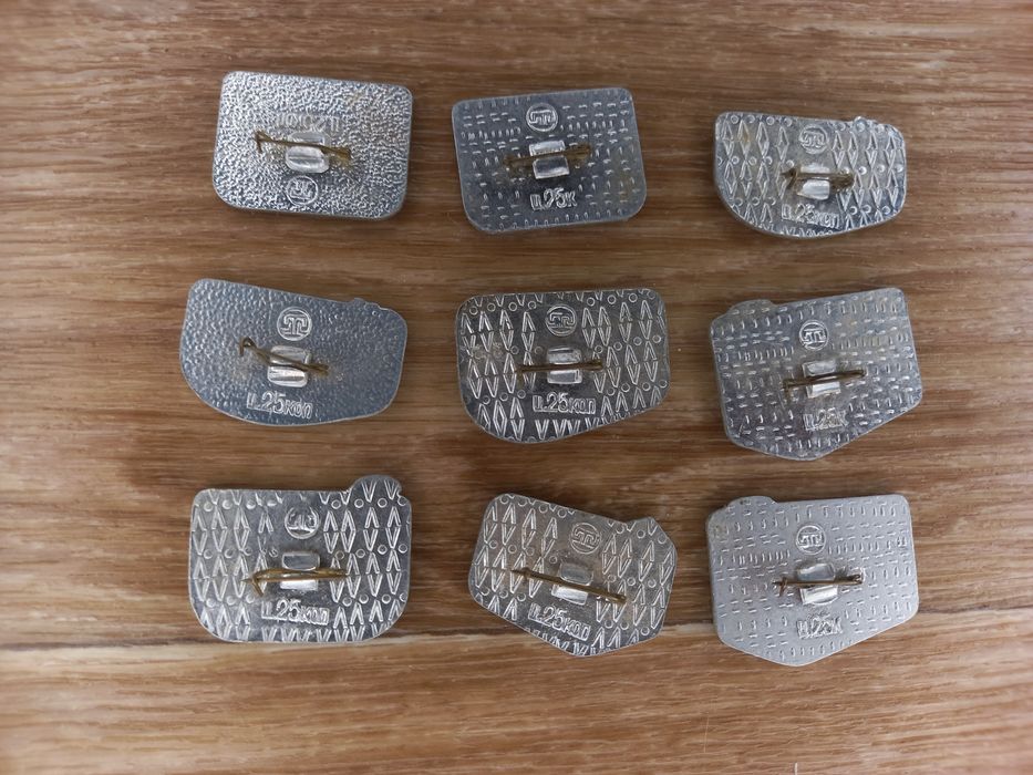 Значки машин СССР