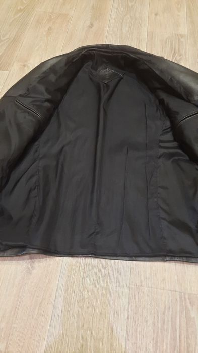 Кожаний піджак XL