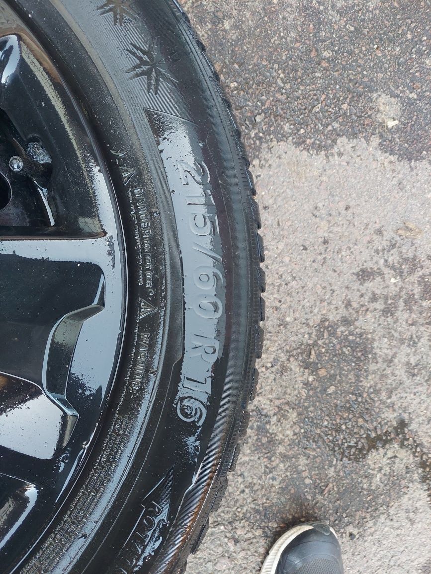 Резина Michelin на дисках 215/60/R16