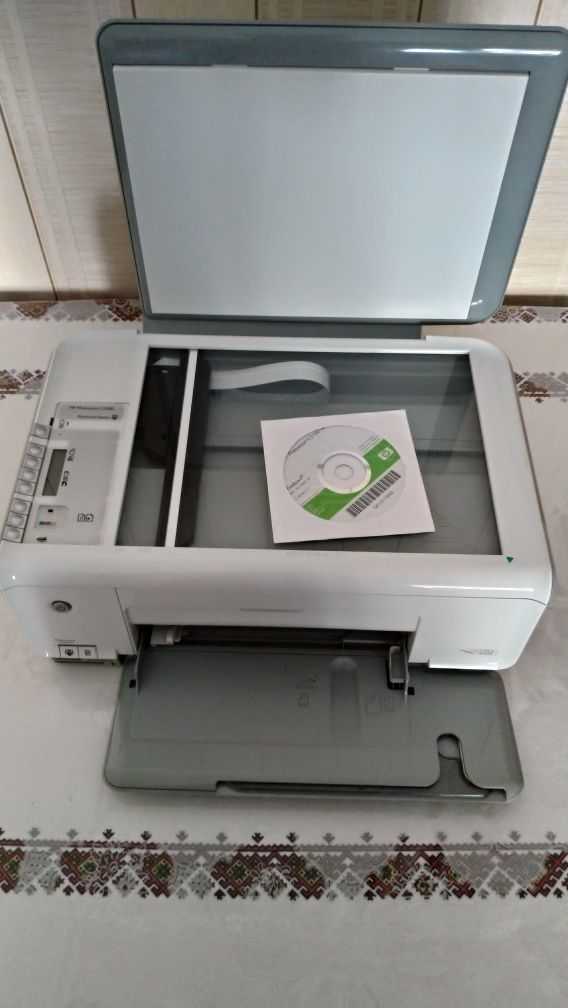 Принтер, сканер, скерокс  HP