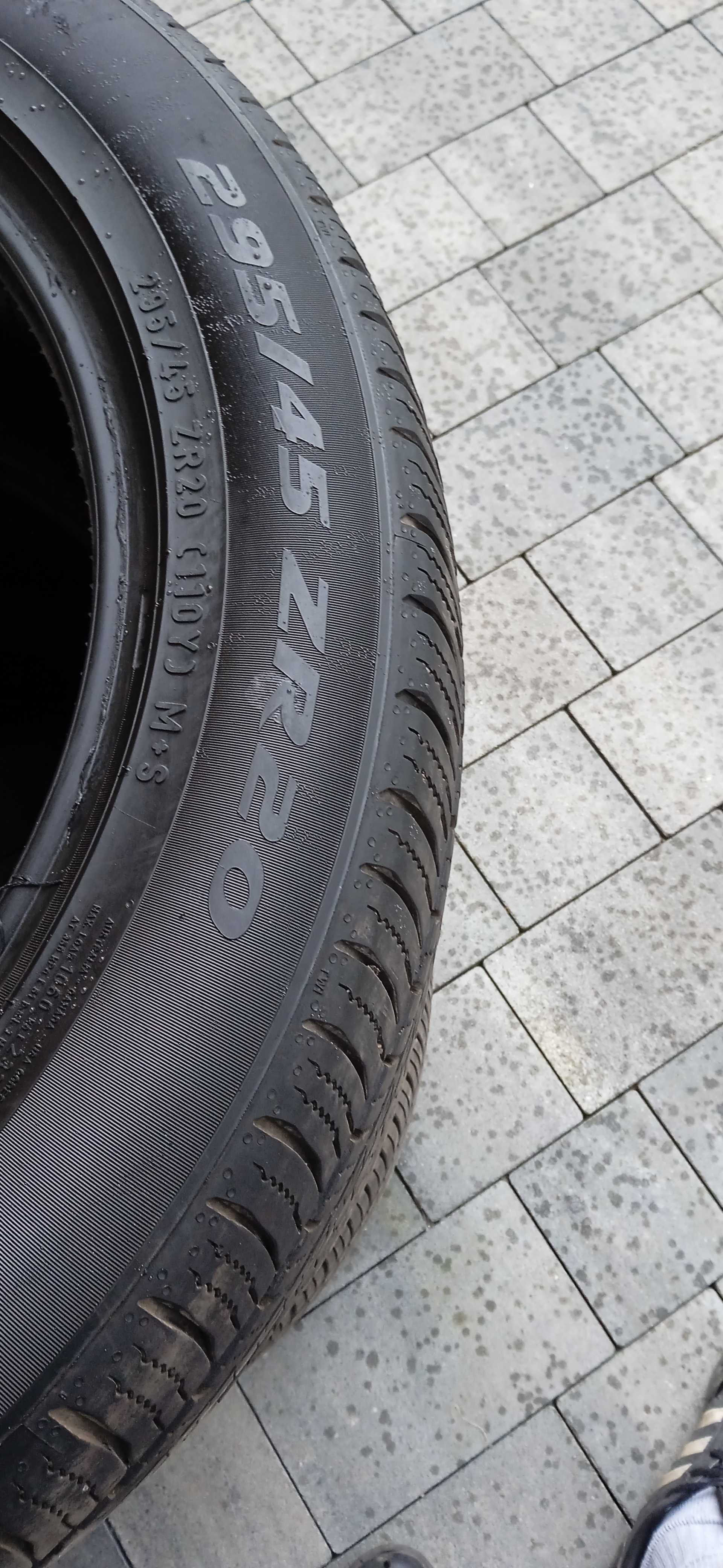 Pirelli Scorpion całoroczna Run Flat 295/45 R20 Dodge