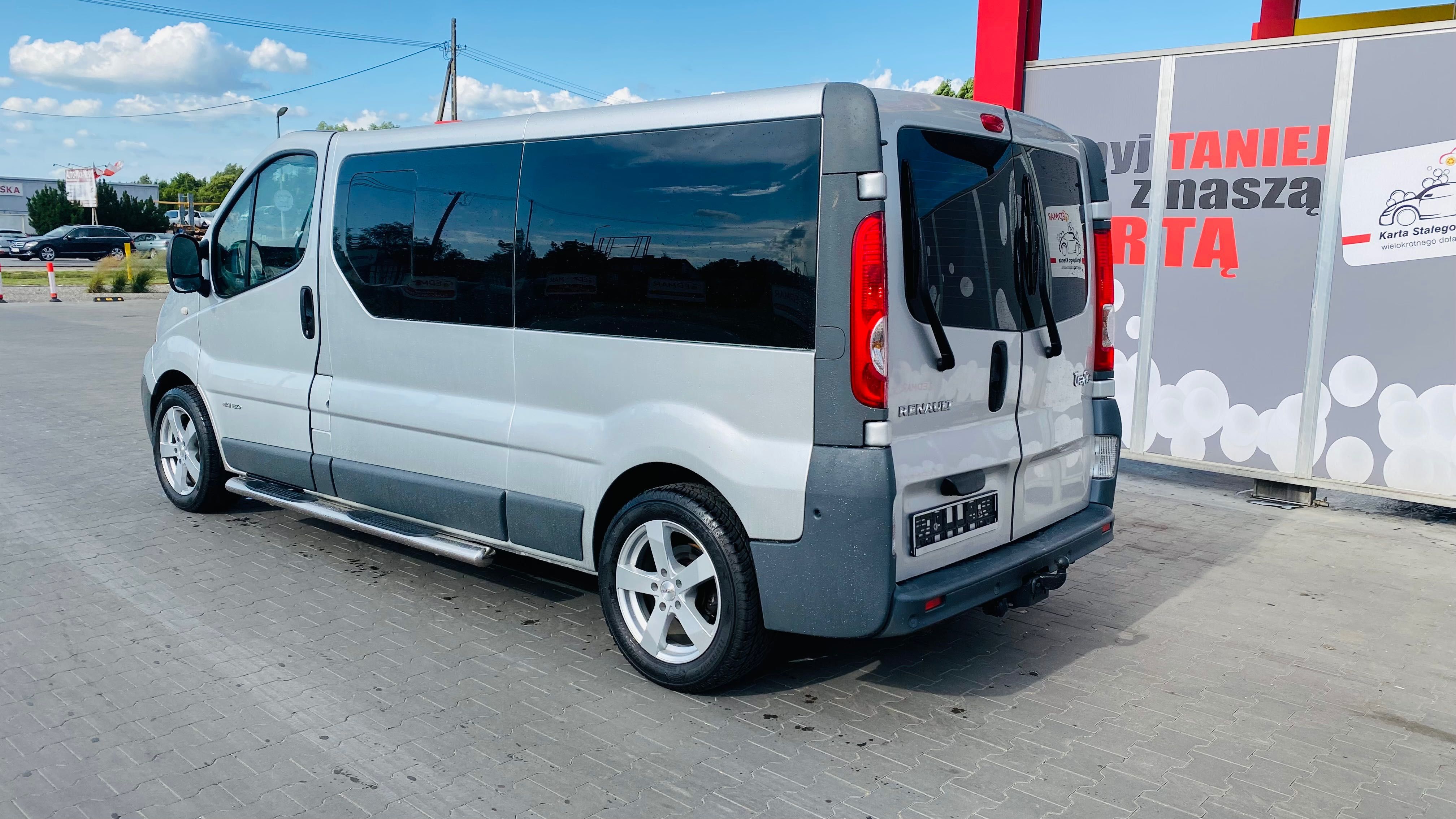 Bus9os. Wypożycz wakacje,transport na lotniska przewóz osób na imprezy