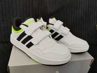 Buty Adidas Hoops roz. 33