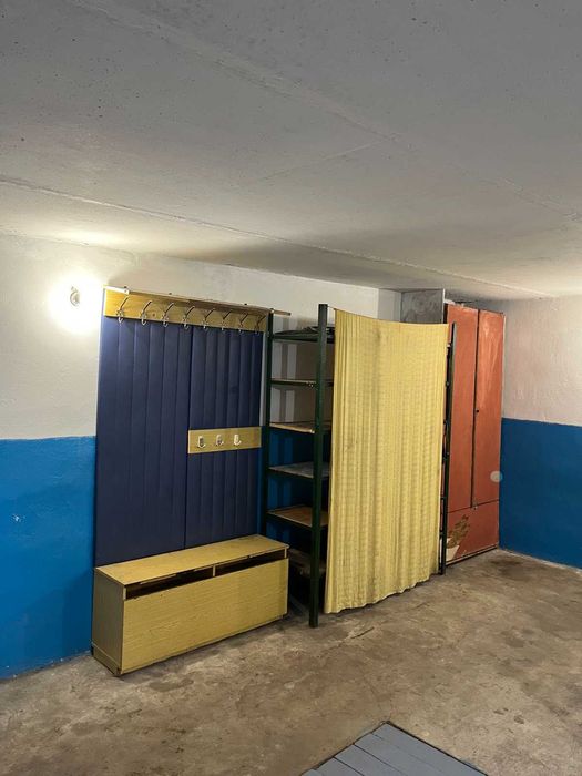 Продам гараж з прибудовою