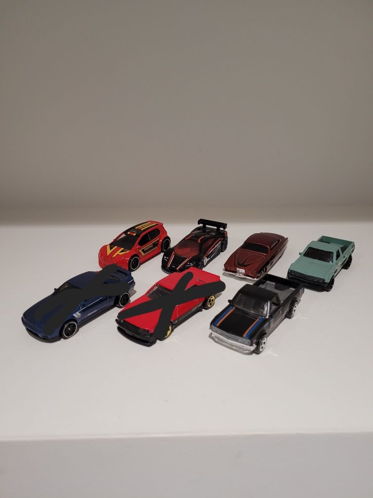 Varias miniaturas HotWheels