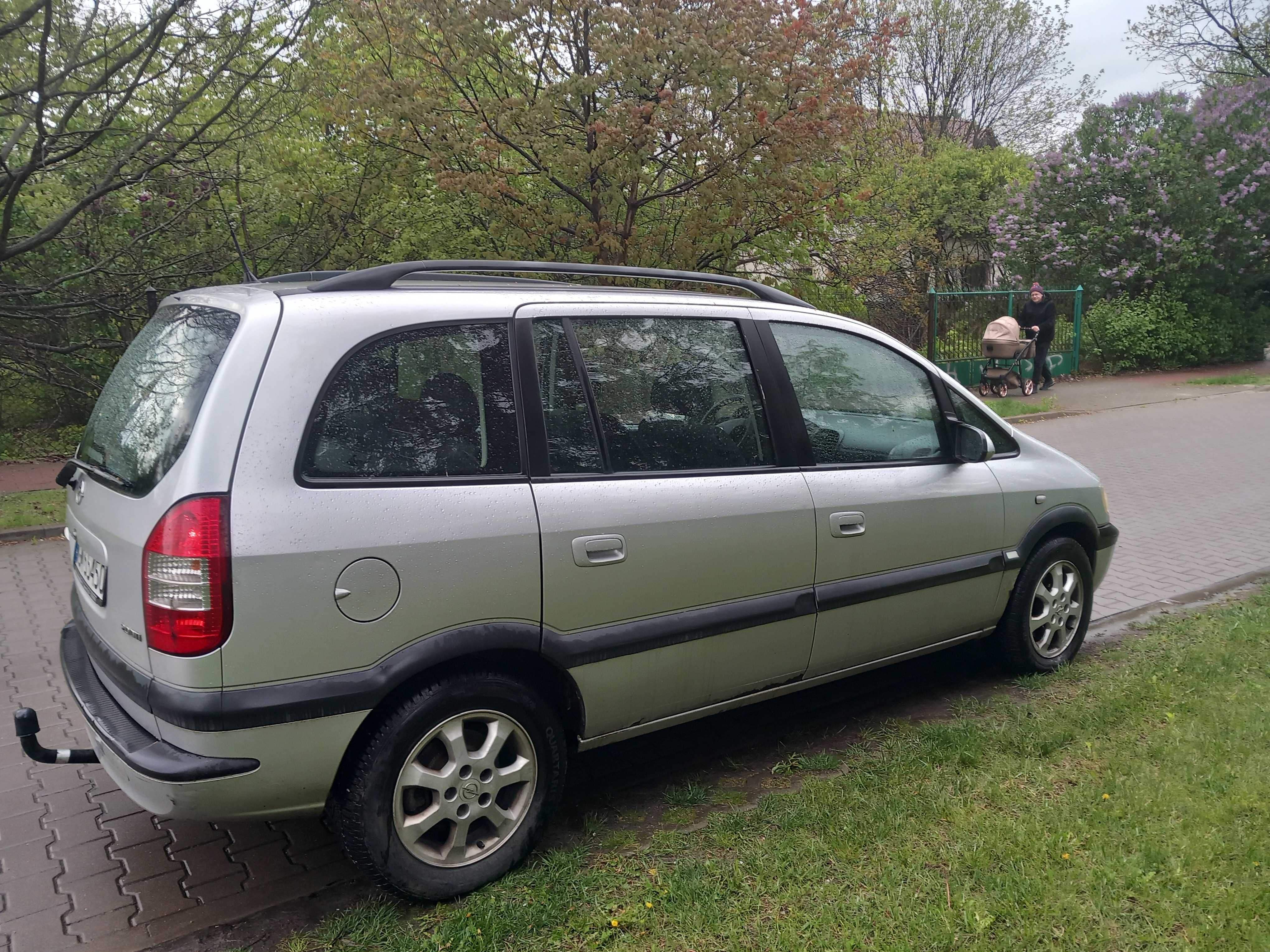 Sprzedam Opel Zafira 7- osobowy