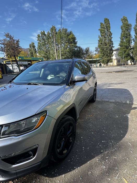 Продам jeep compass2018 рік