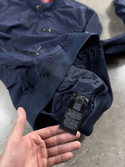 Вітровка Guess M