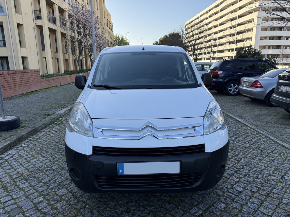Citroen Berlingo - Caixa Automatica c/ GPS / CAM - 2011 - 1.6 HDi