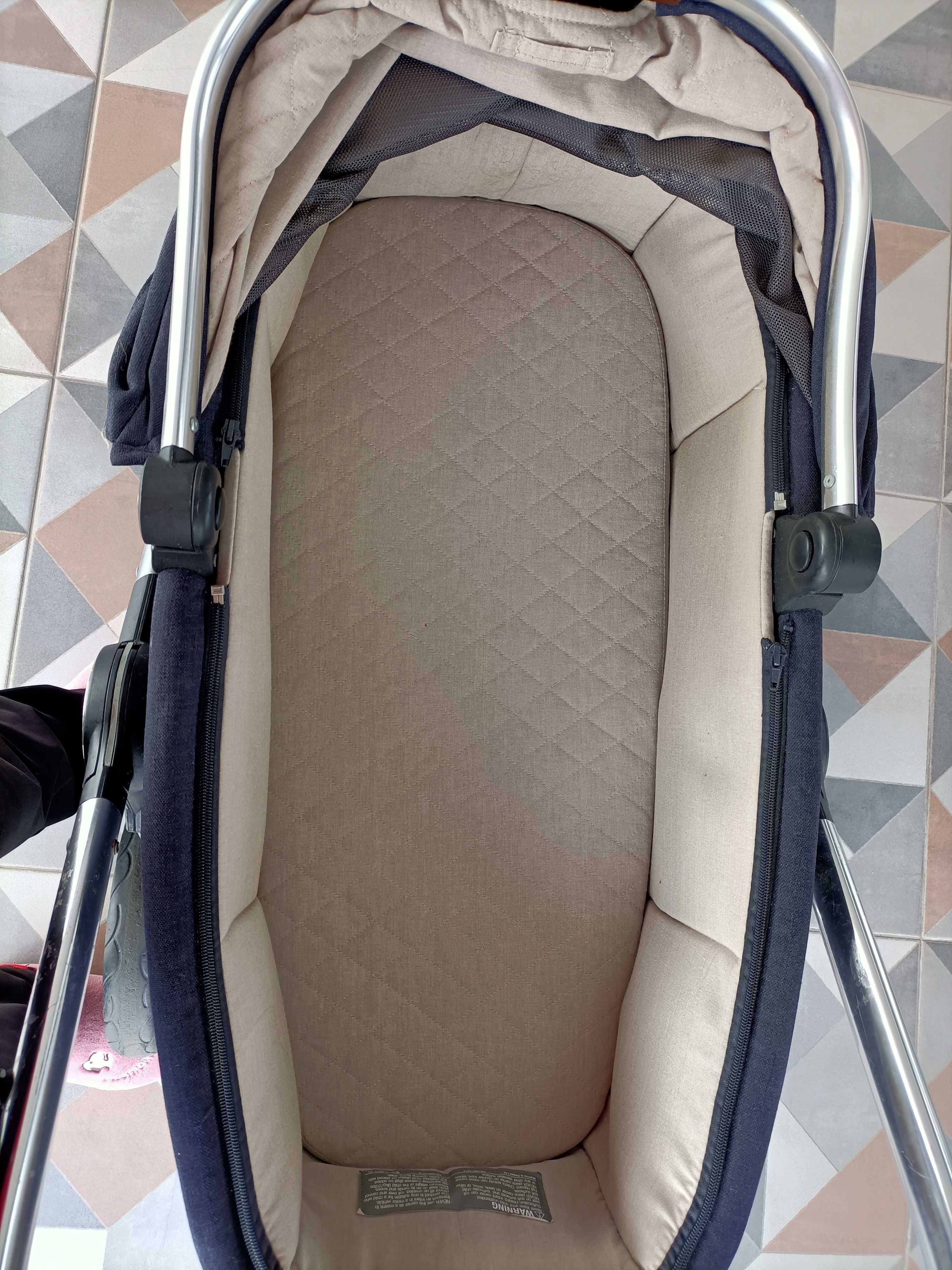 Conjunto carrinho bebe da "Mama and Papas"