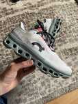 On Cloud Running CloudMonster Buty do bieganie Meksie rozmiar 45