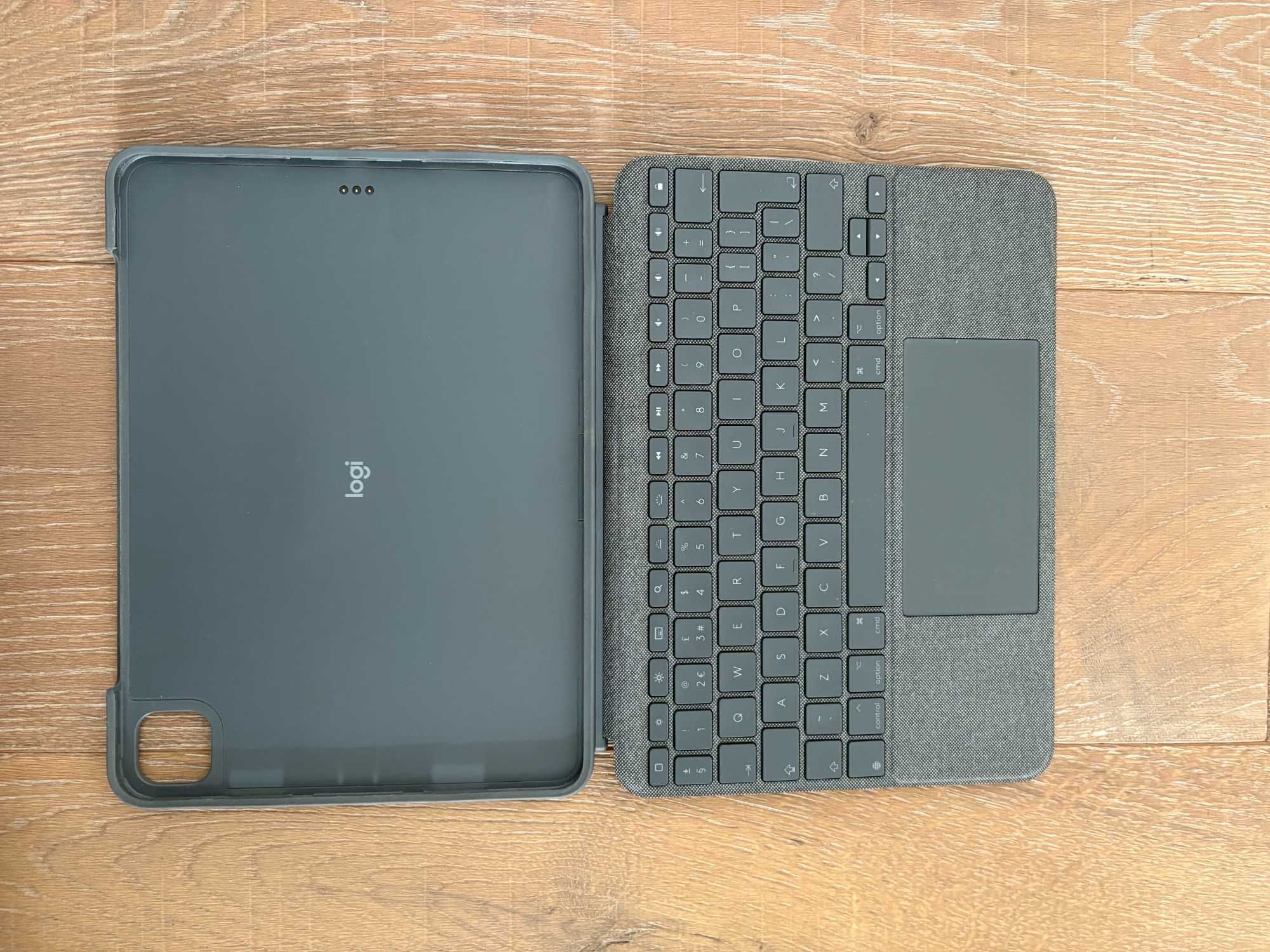 Logitech Combo Touch iPad Pro 11 1,2,3 Gen