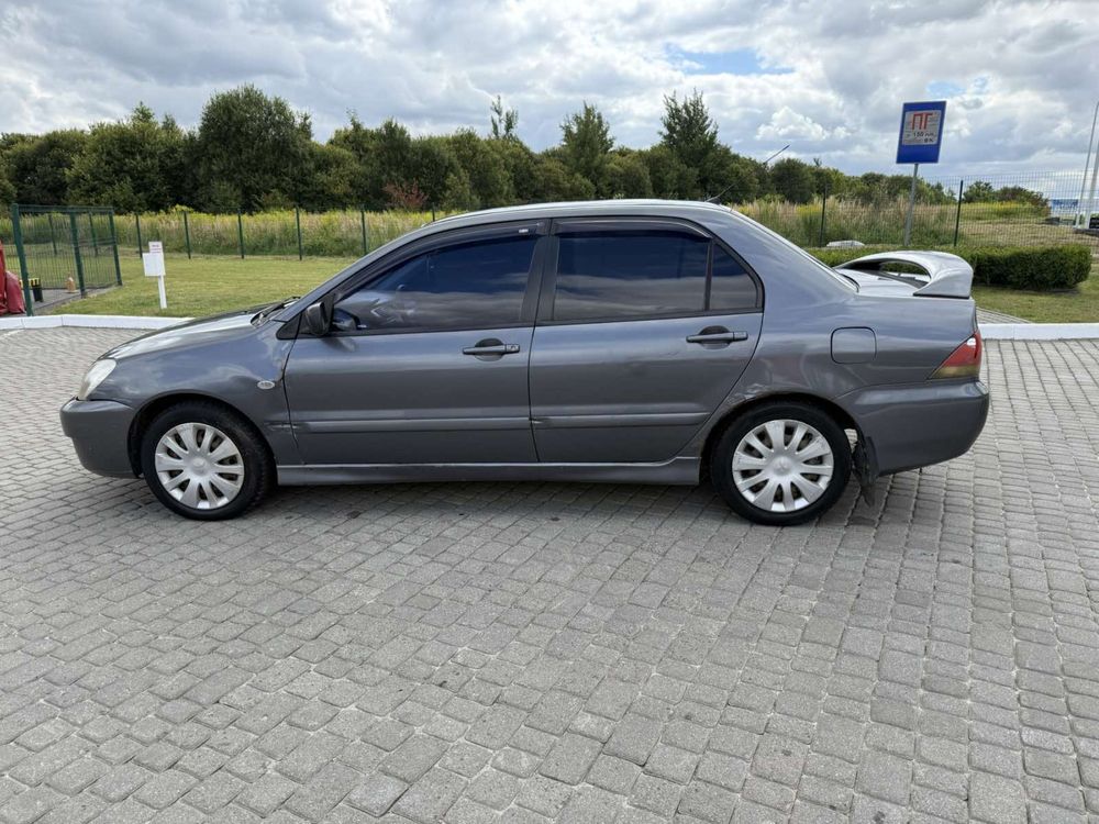 Срочно Лансер 9