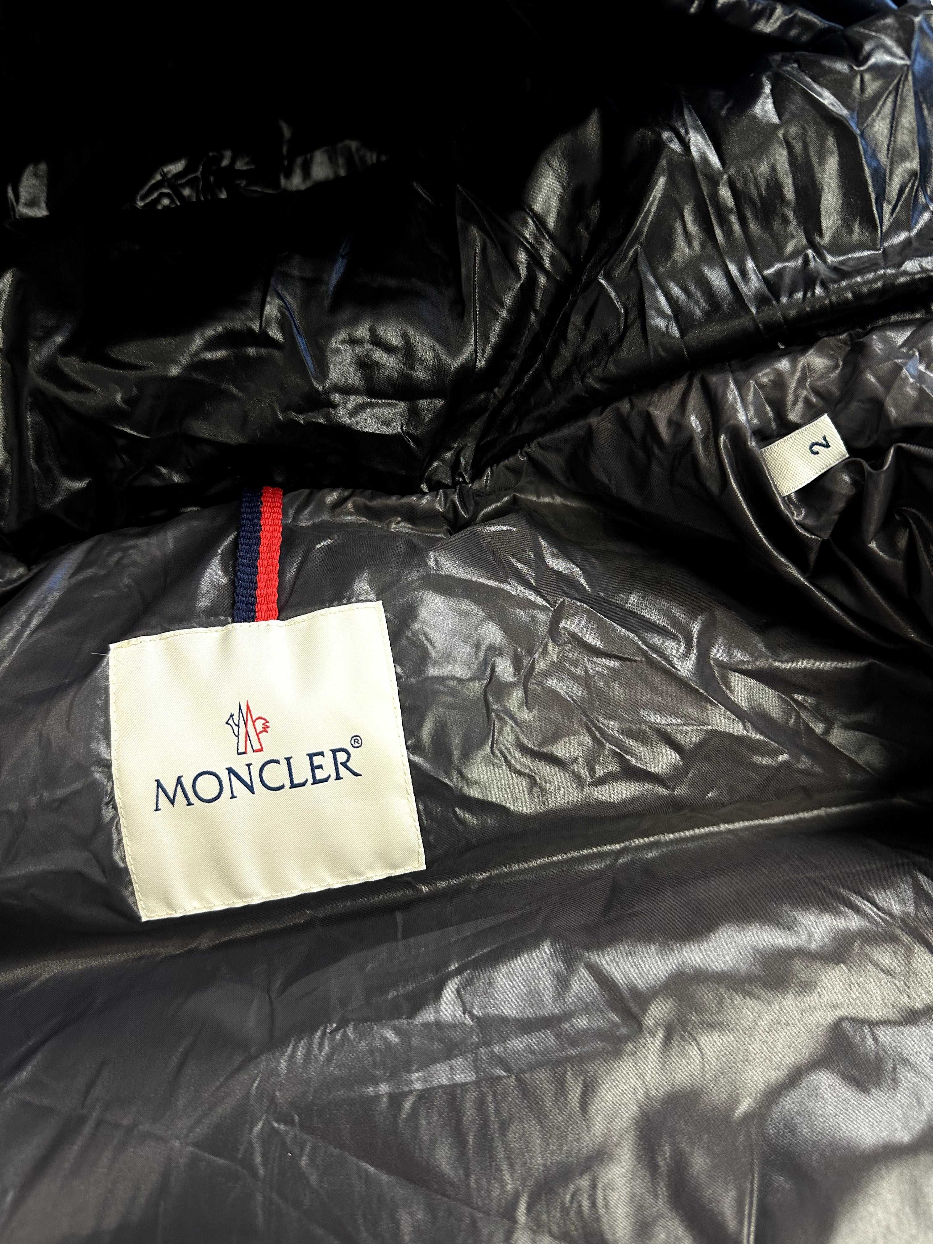 Пуховик Moncler Maya Giubbotto Black зимова куртка монклер майя