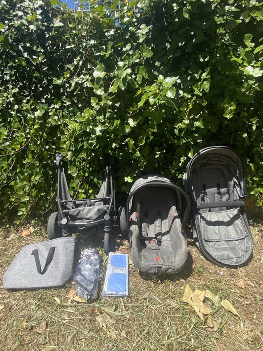 Carrinho de bebe trio