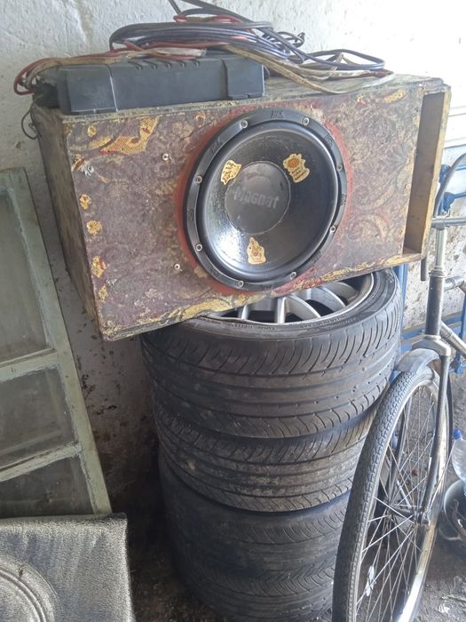 R16 4/100 , peзина kumho 215/40zr16