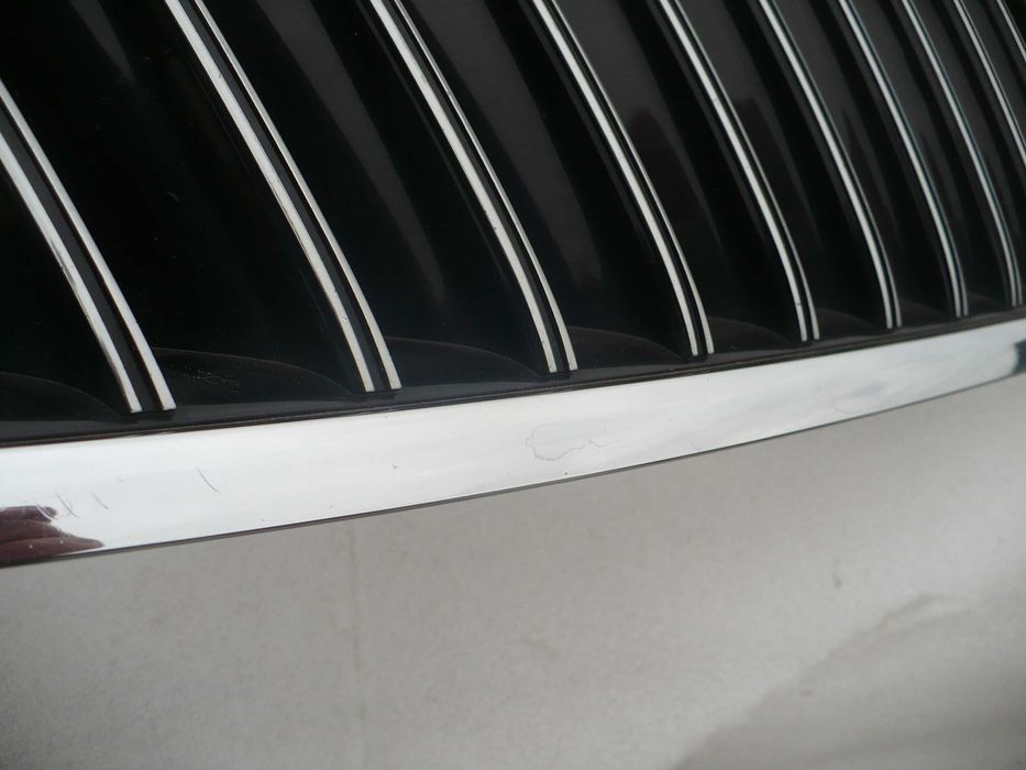 Skoda superb 2 lift grill atrapa