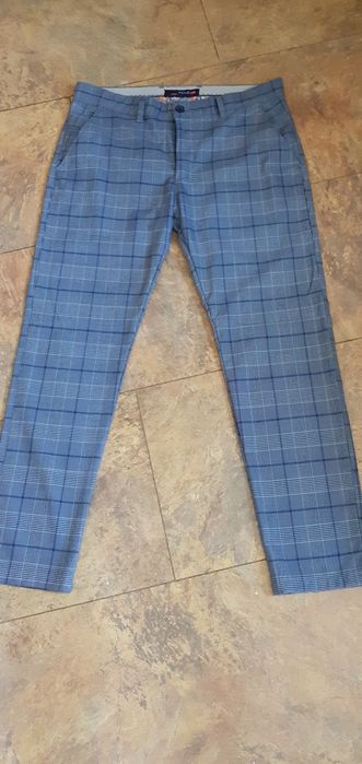 Spodnie męskie garniturowe