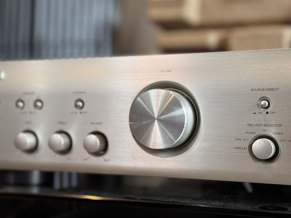 Wzmacniacz stereo Denon PMA-700ae