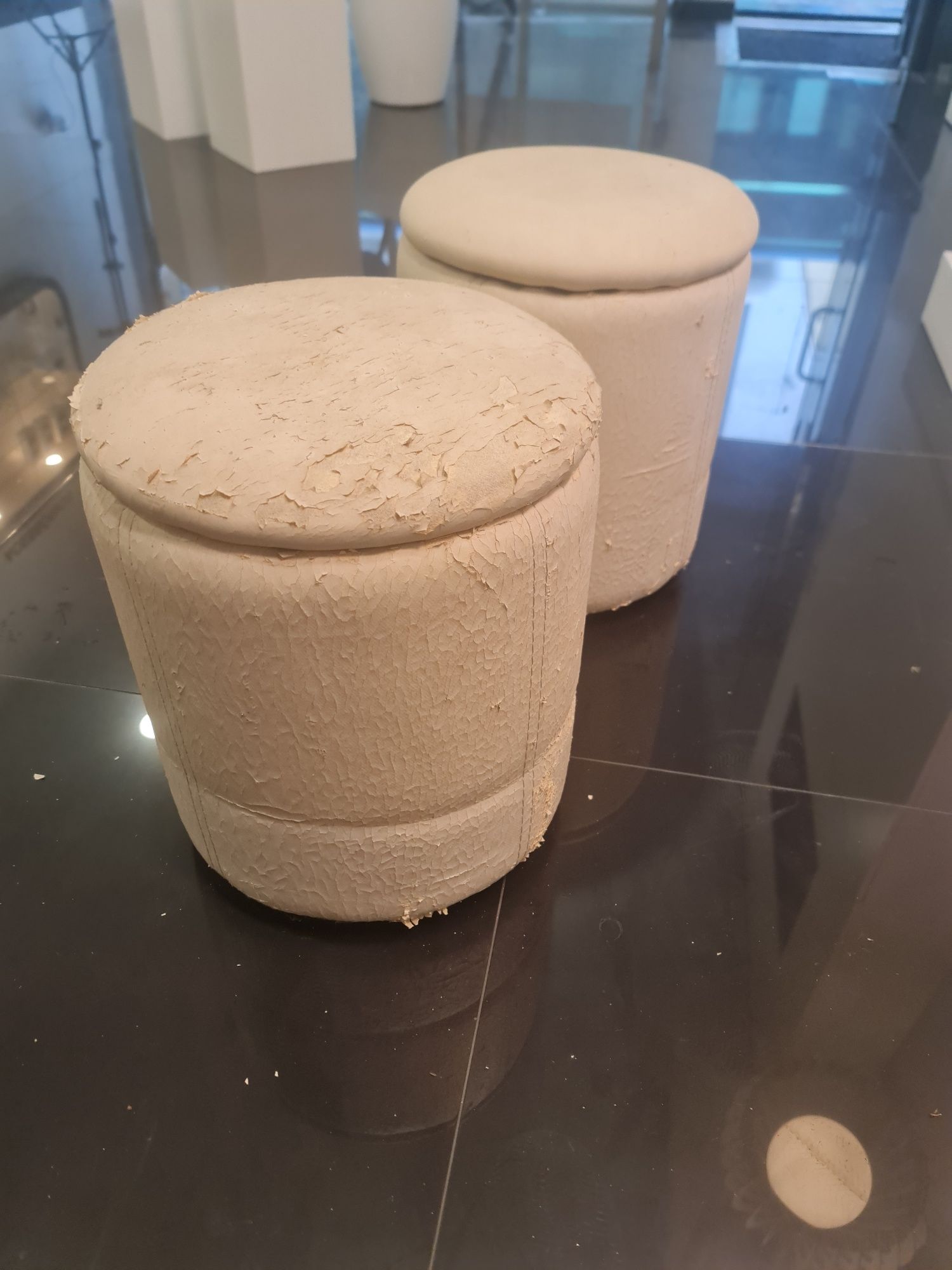 2 Poufs bancos para restauro
