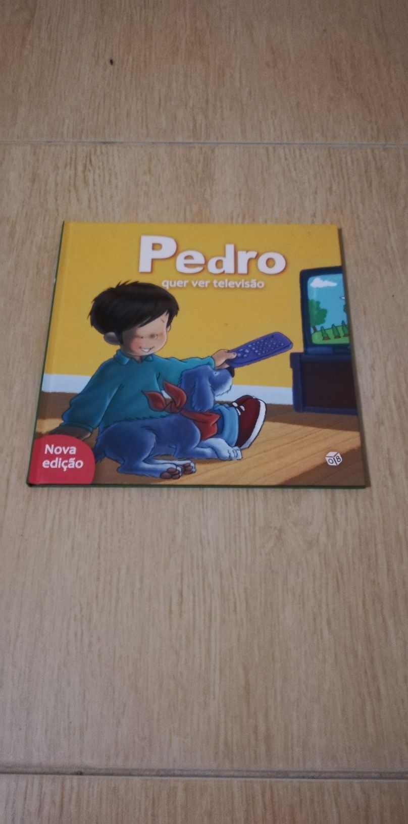 Livro "Pedro quer ver televisão"