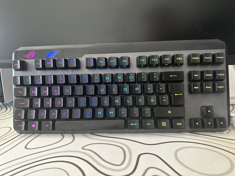 Teclado wireless asus rog claymore 2