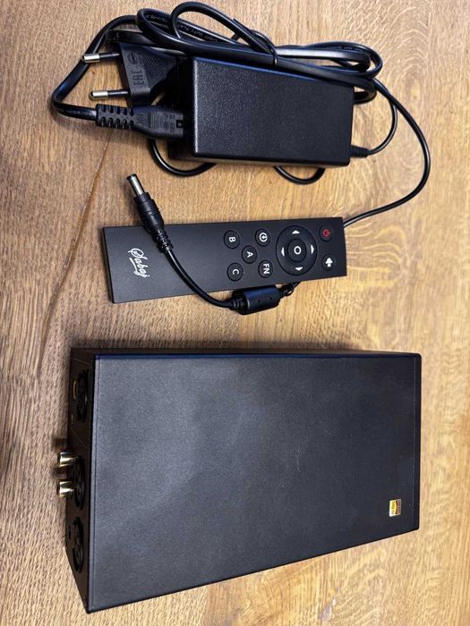 Настільний підсилювач для навушників Sabaj A20h