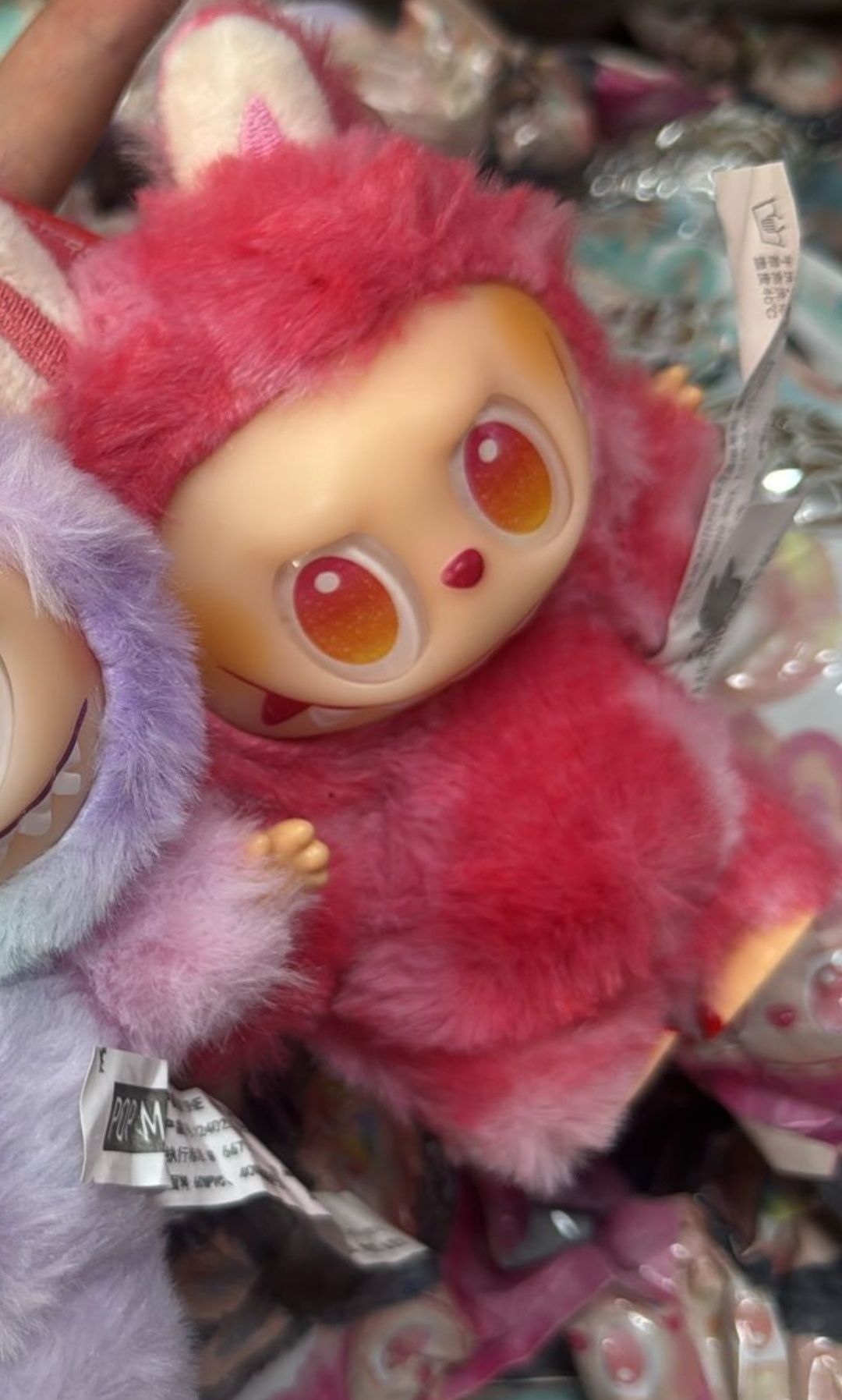 Labubu  peluches  e porta chaves