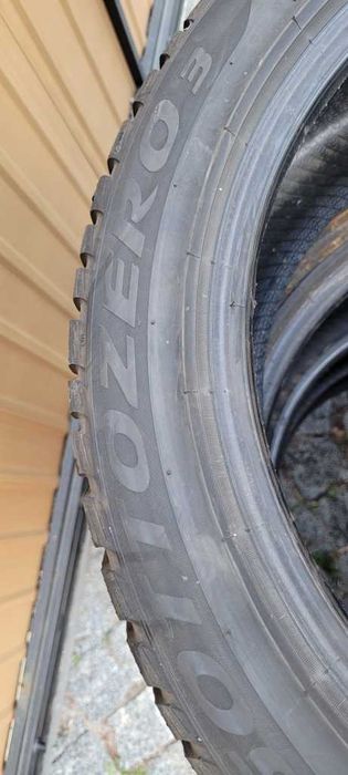 235/45 R18 Pirelli Sottozero 3 4шт зимня
