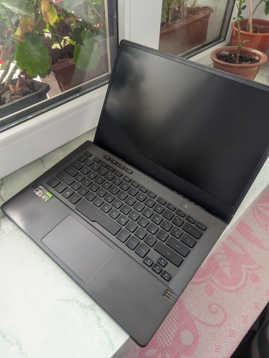 ASUS ROG Zephyrus G14