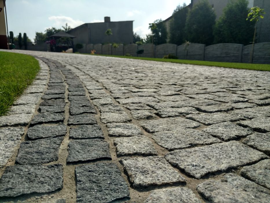 1.gat Kostka granitowa 8/11 brukowa kora kamienna sosnowa ziemia bruk