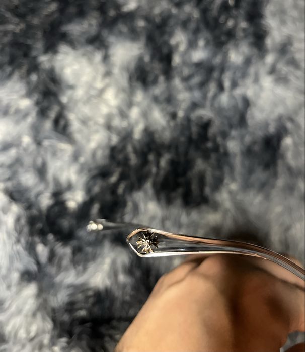 Nowe przezroczyste okulary odbijajce niebieskie swiatlo