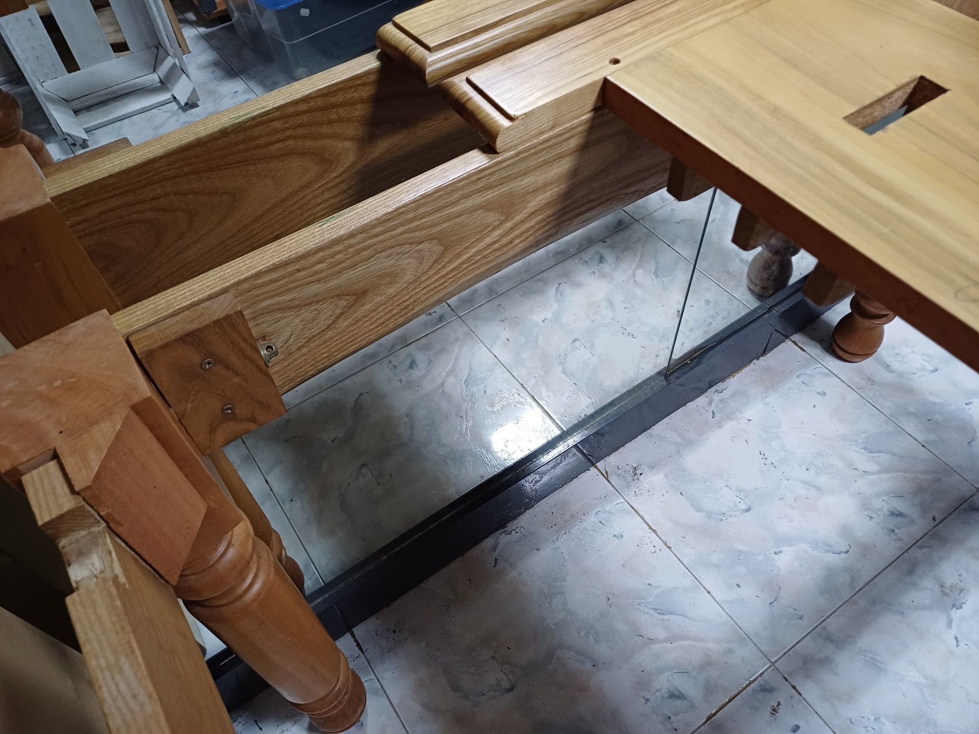 Mesa de cozinha cadeiras e bancos