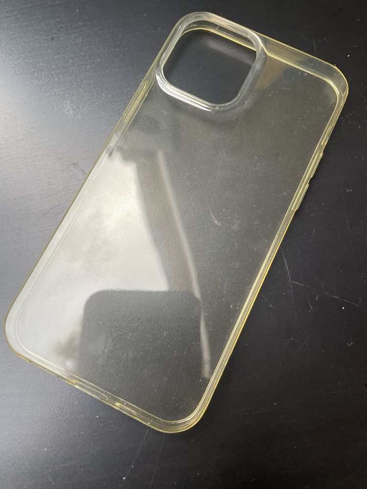 Iphone 12 case na telefon