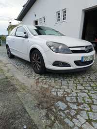 Opel Astra GTC 1.3
