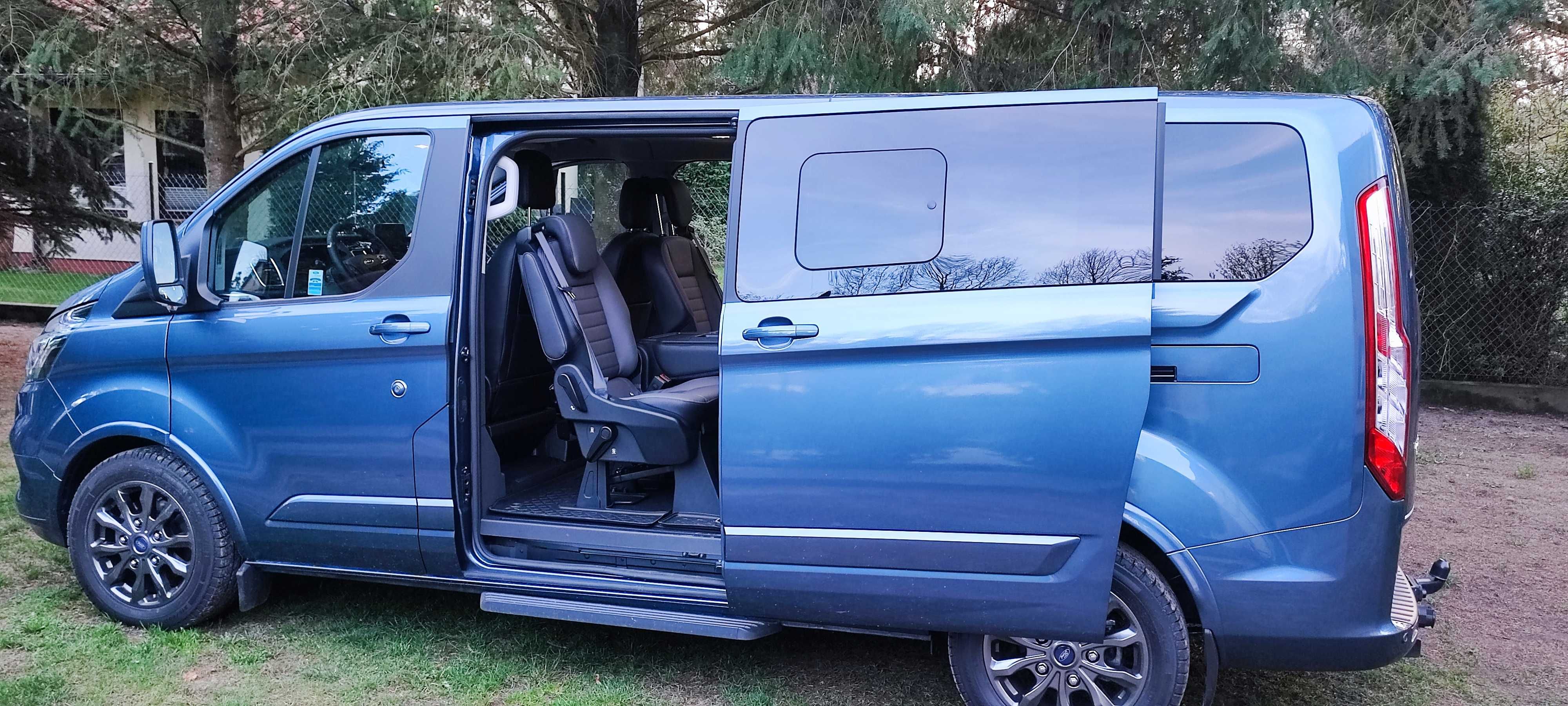 Nowy Bus 8-osobowy FORD TURNEO CUSTOM WYNAJEM wolne terminy WAKACJE