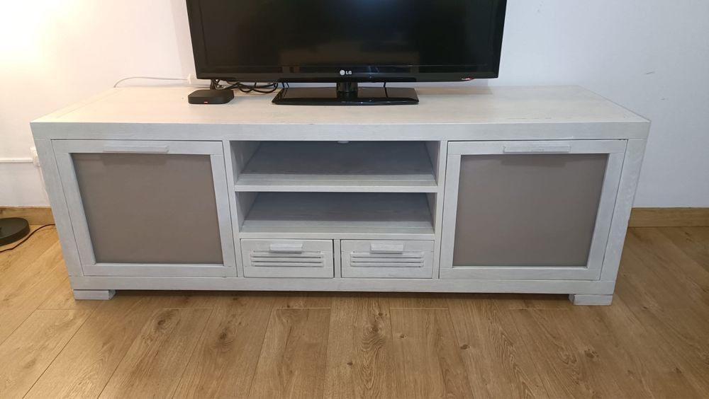 Conjunto móvel tv e mesa de centro